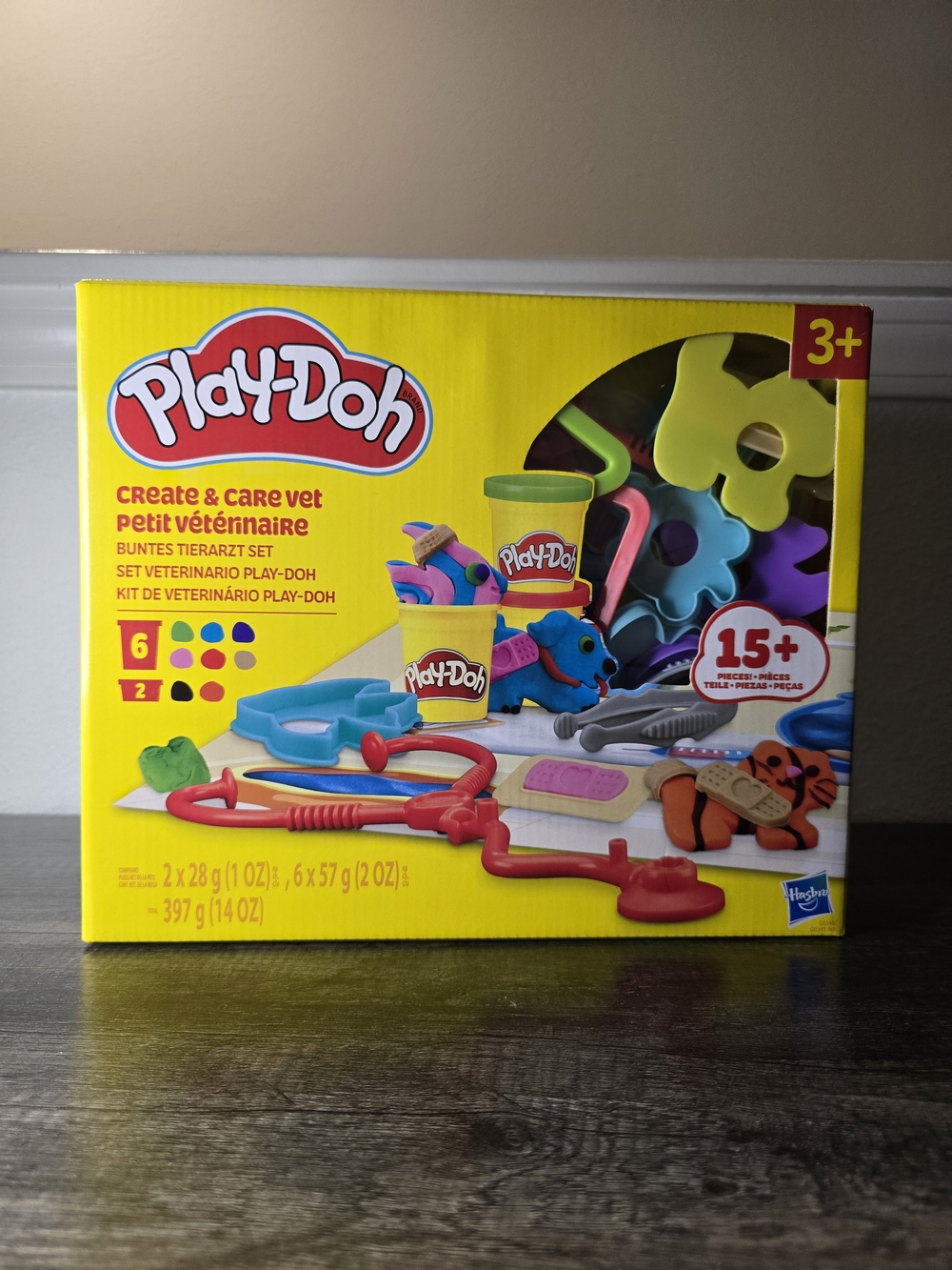 Play-Doh Create & Care Vet Playset